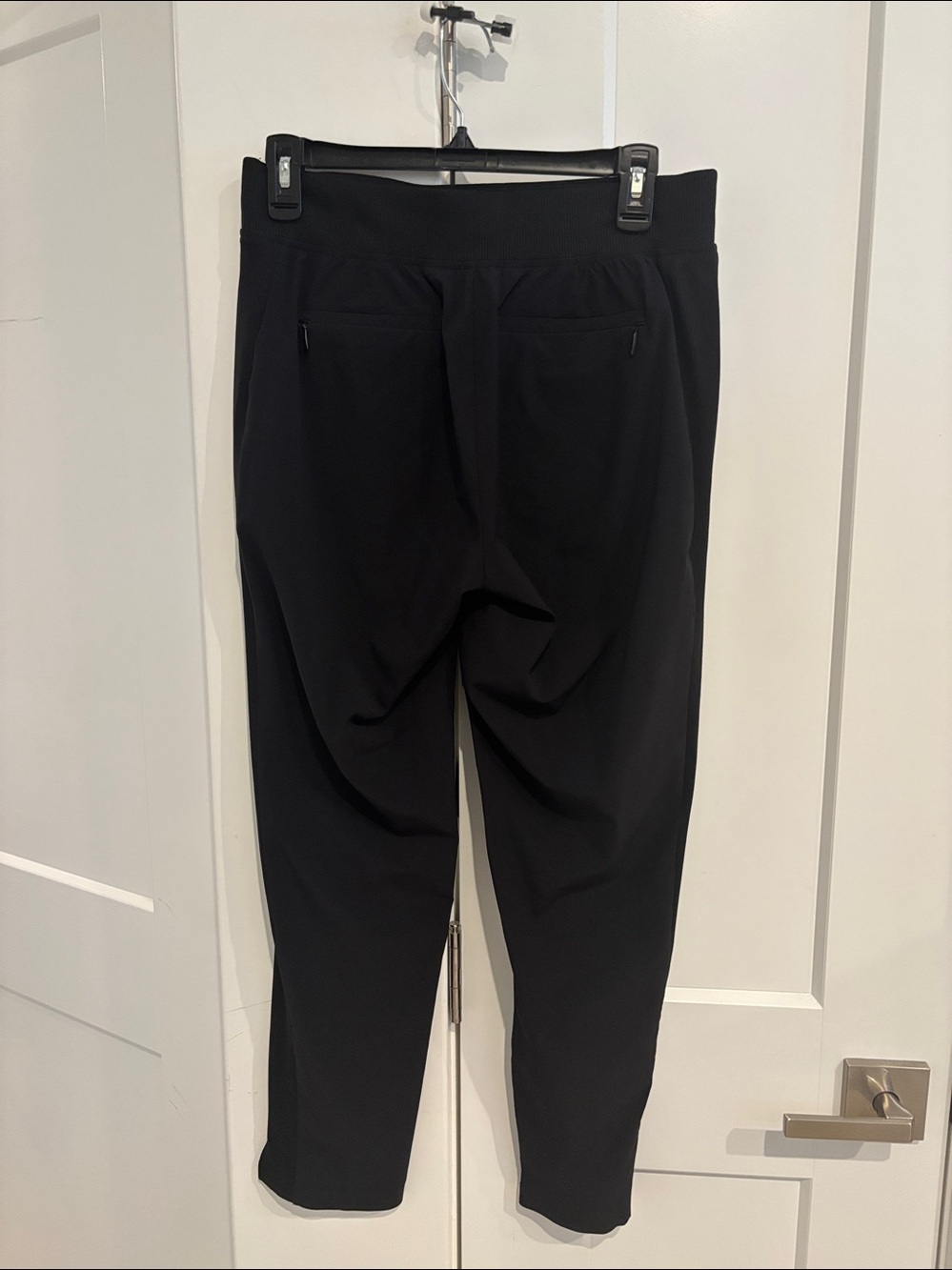 Athleta Brooklyn Mid Rise Ankle Pants. Size 4 - Picture 3 of 10